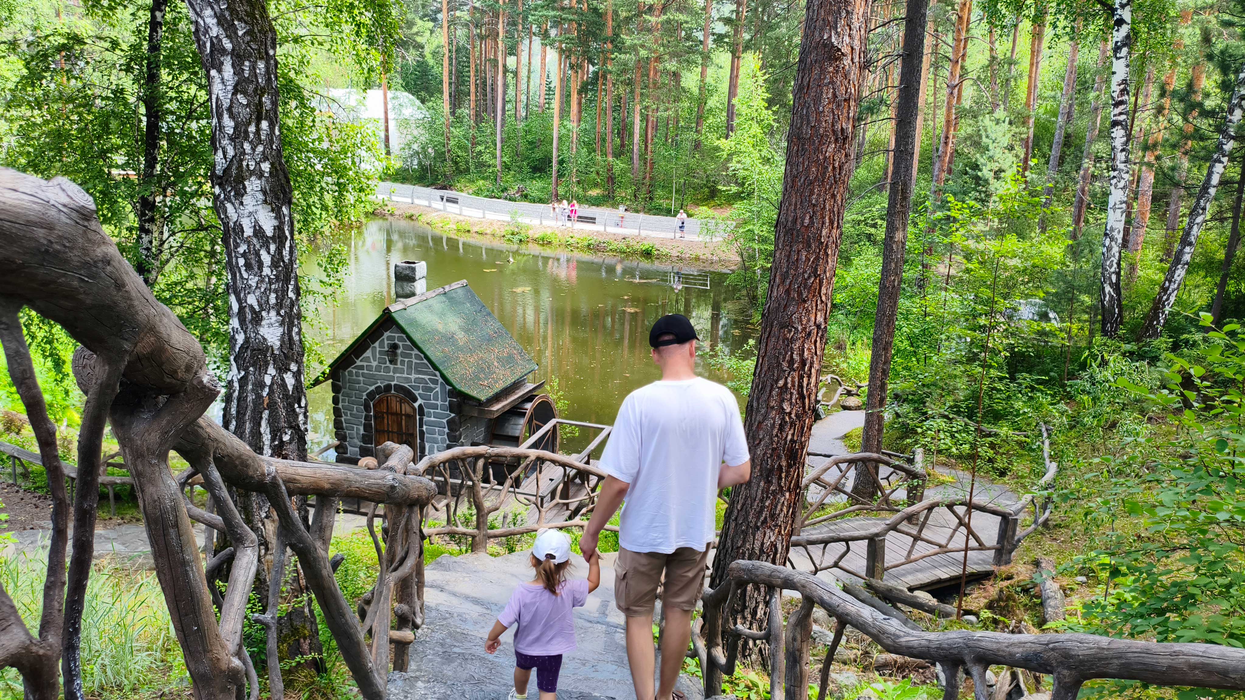 Деревня гномов - Тортуга - Саяногорск